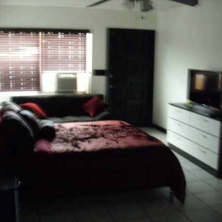 Appartement Newly Furnished Large Clean Quiet Private Unit à Fort Lauderdale Extérieur photo