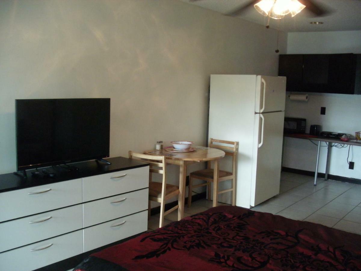 Appartement Newly Furnished Large Clean Quiet Private Unit à Fort Lauderdale Extérieur photo